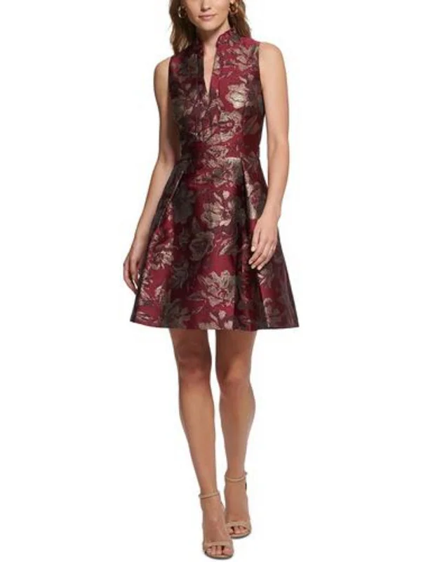 ladies-flared-dress-velvet-vision-Petites Womens Floral Pleated Fit & Flare Dress