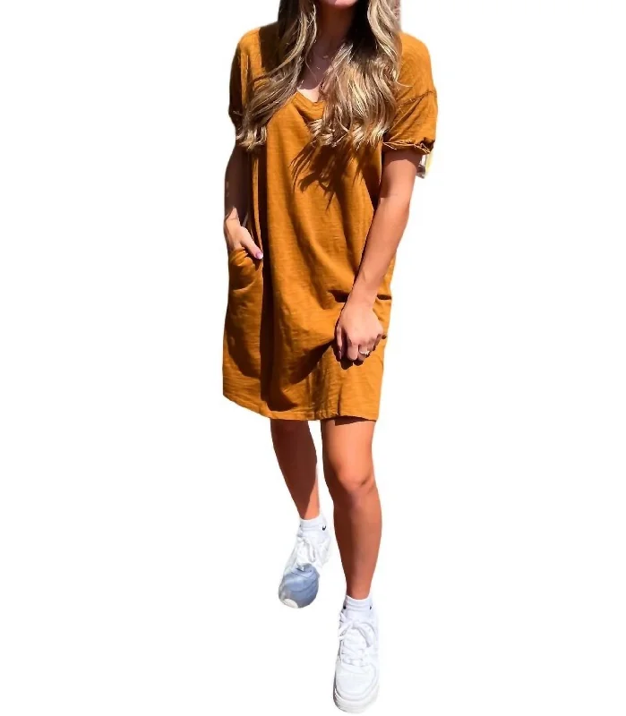 Women's shirt dress keen pop -T-Shirt Dress In Dark Mustard